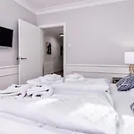Faro Nadmorskie Tarasy Deluxe Przy Latarni Morskiej *