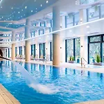 Faro Nadmorskie Tarasy Przy Latarni Morskiej Baseny W Cenie Pools Inklusive