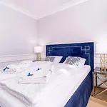 Faro Nadmorskie Tarasy Przy Latarni Morskiej Baseny W Cenie Pools Inklusive Apartament Kołobrzeg