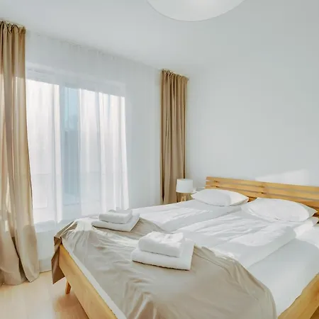 Apartament Faro Nadmorskie Tarasy Baseny W Cenie Pools Inklusive 100m From The Kołobrzeg