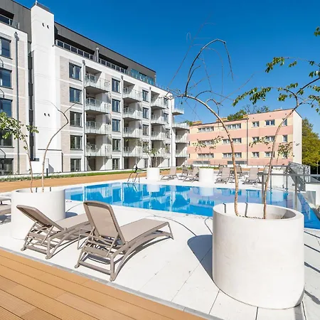 Faro Nadmorskie Tarasy Deluxe Przy Latarni Morskiej Apartmán