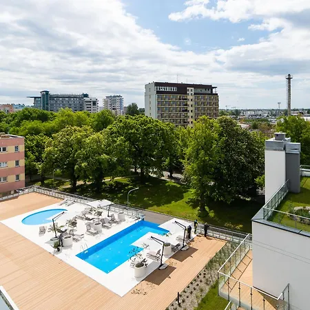 Faro Apartamenty Nadmorskie Tarasy Przy Latarni Morskiej Baseny W Cenie Pools Inklusive Kolobrzeg