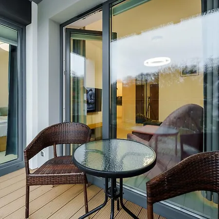 Apartment Faro Nadmorskie Tarasy Przy Latarni I Molo Baseny, Sauny, Fitness I Parking W Cenie Kolobrzeg