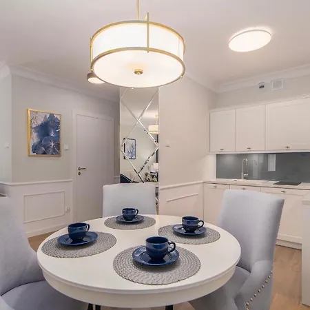 Faro Apartamenty Nadmorskie Tarasy Przy Latarni Morskiej Baseny W Cenie Pools Inklusive