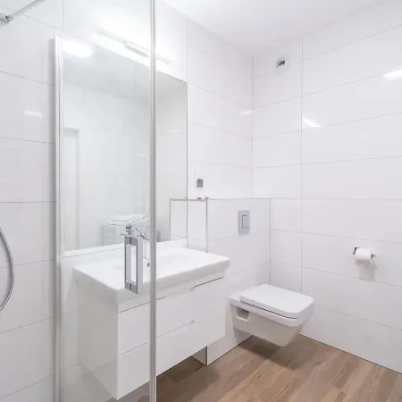 Faro Nadmorskie Tarasy Baseny W Cenie Pools Inklusive 100m From The Apartament