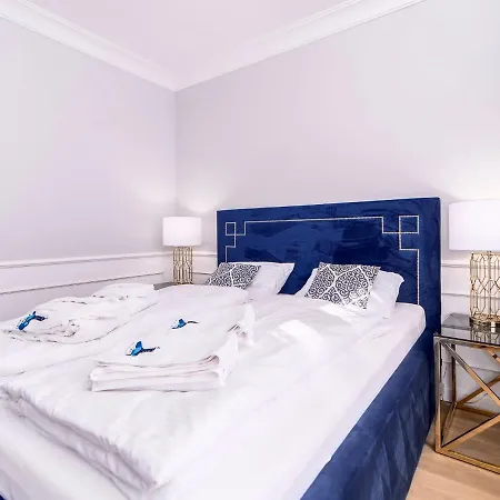 Faro Nadmorskie Tarasy Deluxe Przy Latarni Morskiej Apartmán Kolobřeh